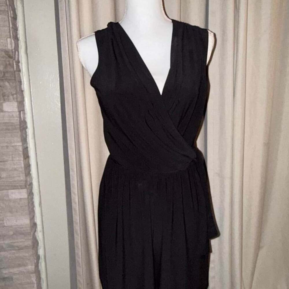 Nikandmash Black Sleeveless Wrap Romper Size M